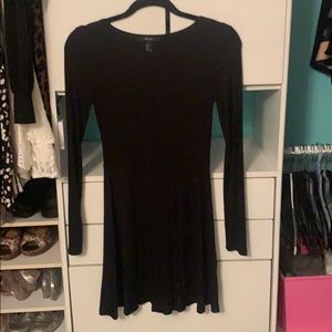Long sleeve black dress!
